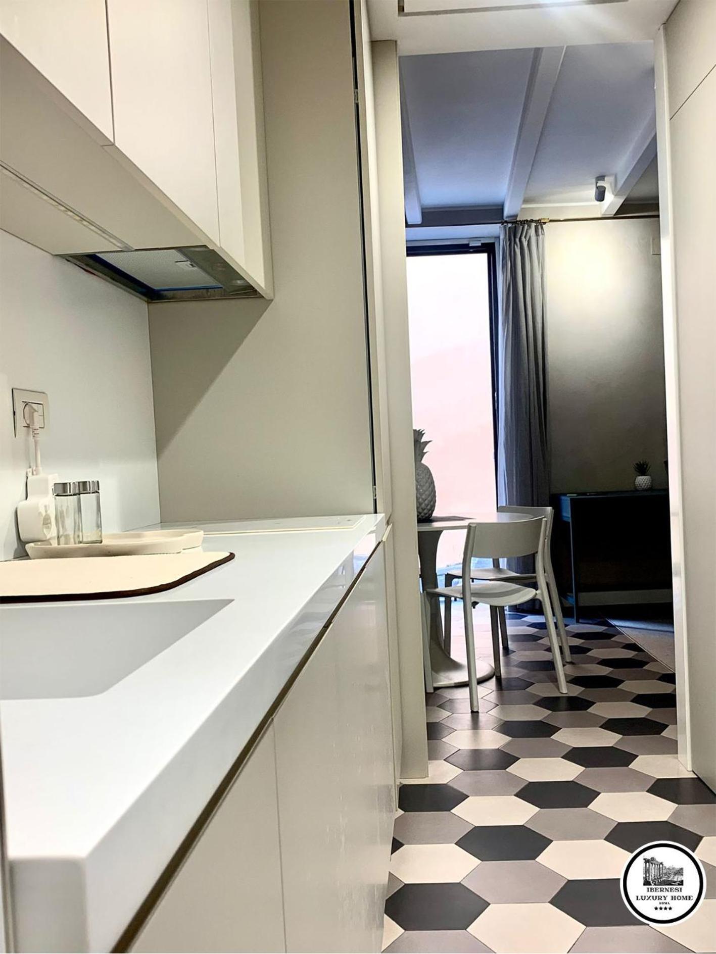 Ibernesi Luxury Home Рим Екстериор снимка
