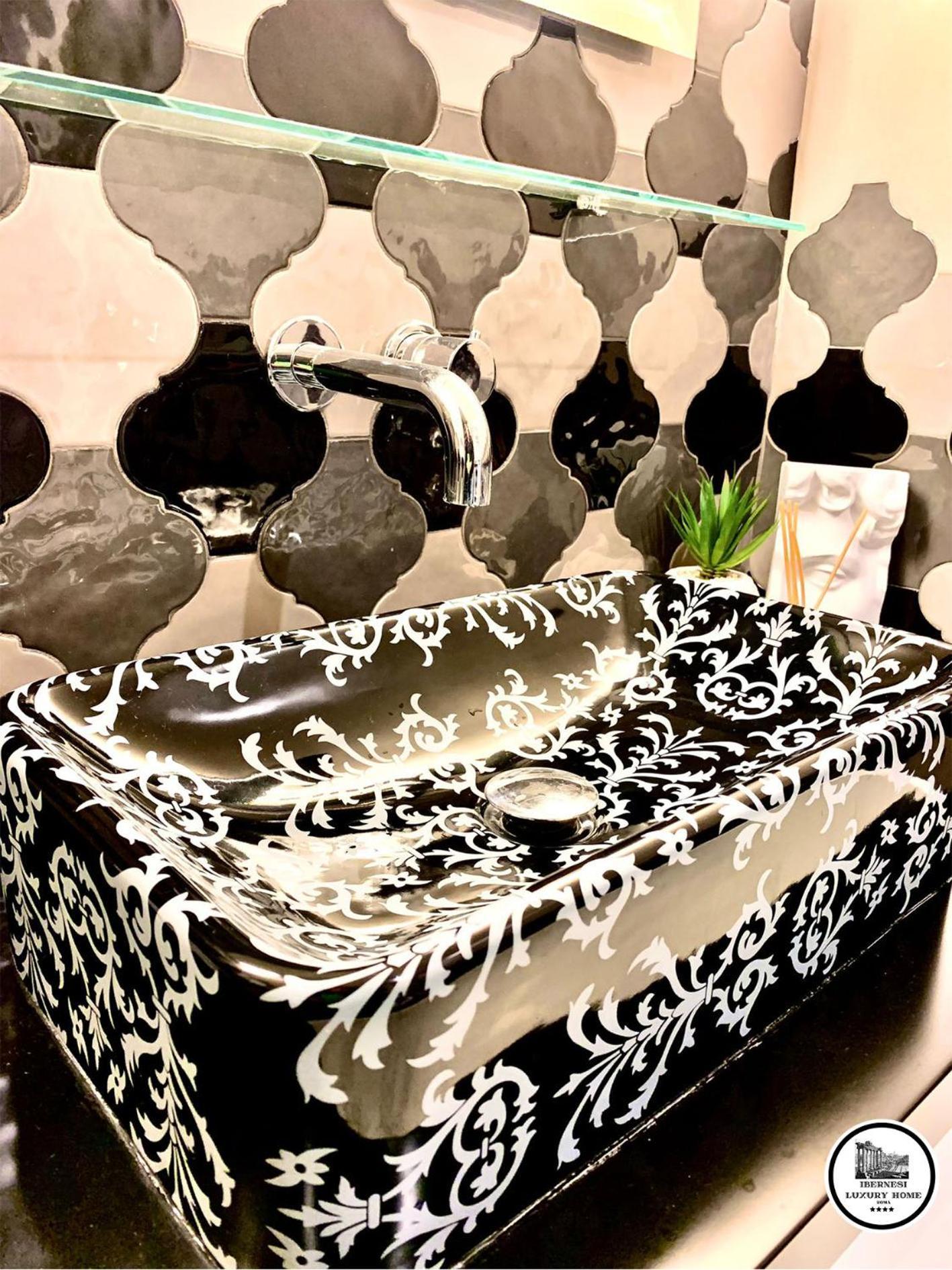 Ibernesi Luxury Home Рим Екстериор снимка